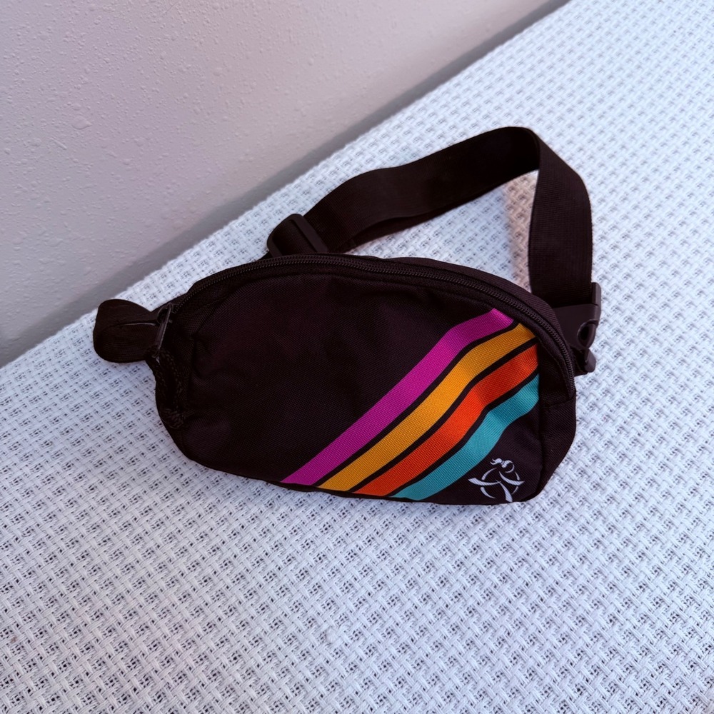 BOCO Gear Waist Pack Women OS Black Retro Rainbow Stripe Sporty Belt Bag Fanny - Picture 2 of 12